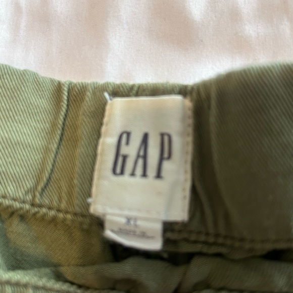 Green linen Gap Shorts - Picture 4 of 4